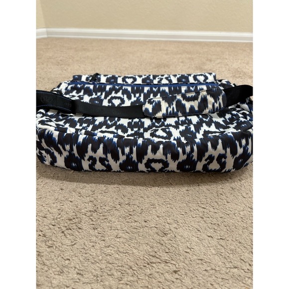 Lululemon Urban Yogini Ikat Yoga Messenger Bag Sprinkler Blue main image 5